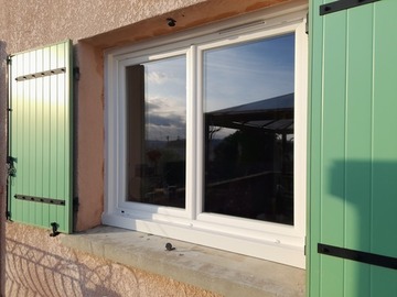 Installation de fenêtres en PVC à Rochefort du Gard